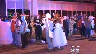 Suspected Gas Attack At "Furry" Convention Puts 19 In Hospital